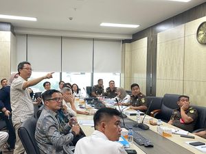 Babak Baru Nasabah Korban Indosurya Tuntut Ganti Rugi Babak Baru Nasabah Korban Indosurya Tuntut Ganti Rugi