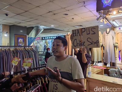 Potret Pedagang Pasar Tanah Abang Minta TikTok Shop cs Tutup