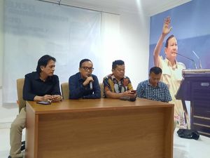 Respons Isu Capres Tampar Wamen, Relawan Prabowo Mania Gelar Nobar Respons Isu Capres Tampar Wamen, Relawan Prabowo Mania Gelar Nobar
