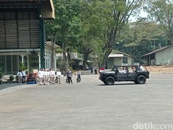 Momen Prabowo Sopiri Jokowi Pakai Rantis Maung Pesanan Kemenhan