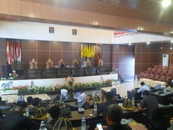 Azwar Anshari Dicopot dari Ketua DPRD Mamuju Usai Dipecat NasDem