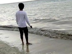 Duh! Pantai Karimunjawa Diduga Tercemar Limbah, Airnya Keruh-Bau