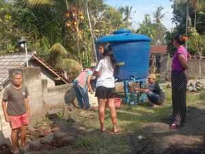 Warga Yehembang Kauh Menjerit, Krisis Air Bersih Sudah Hampir Setahun Warga Yehembang Kauh Menjerit, Krisis Air Bersih Sudah Hampir Setahun