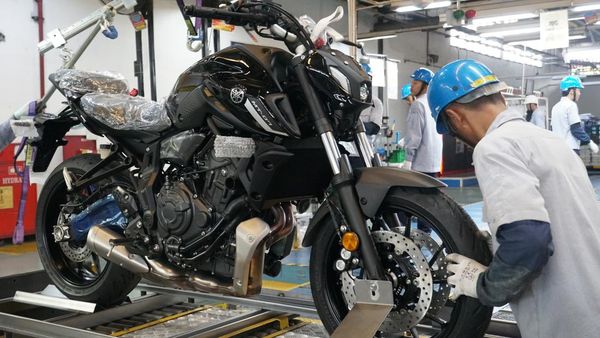 Lihat Lebih Dekat Lagi Moge Pertama Rakitan Yamaha Pulogadung