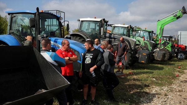 Aksi Petani Bulgaria Protes Impor Gandum Ukraina