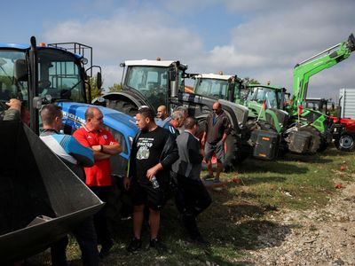 Aksi Petani Bulgaria Protes Impor Gandum Ukraina