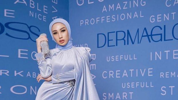 dr Reza Gladys