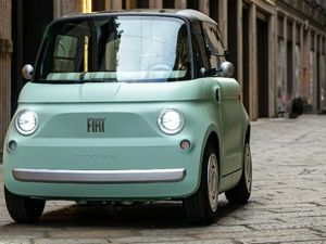 Harga Mobil Listrik Fiat Diumumkan, Cuma Rp 120 Jutaan! Harga Mobil Listrik Fiat Diumumkan, Cuma Rp 120 Jutaan!