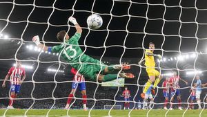 Potret Gol Kiper Ivan Provedel yang Selamatkan Lazio dari Kekalahan