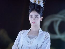 Gaya Jisoo BLACKPINK Jadi Peri di Film Dr. Cheon and Lost Talisman