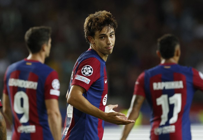 Soccer Football - Champions League - Group H - FC Barcelona v Royal Antwerp - Estadi Olimpic Lluis Companys, Barcelona, Spain - September 19, 2023 FC Barcelonas Joao Felix celebrates scoring their fifth goal REUTERS/Albert Gea