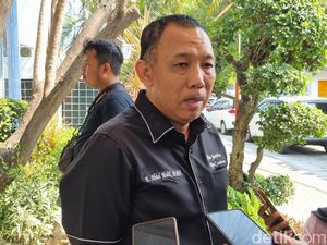 Pengacara Siswi Dicolok Tusuk Bakso Sebut Pelaku Diduga Anak Kelas 6 SD Pengacara Siswi Dicolok Tusuk Bakso Sebut Pelaku Diduga Anak Kelas 6 SD