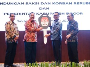 KPK Hibahkan Aset Tanah-Mobil Rampasan ke Pemkab Bogor Senilai Rp 6 M