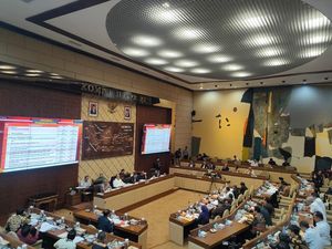 Komisi II DPR Persilakan Pemerintah Bahas Perppu Pilkada Dipercepat Komisi II DPR Persilakan Pemerintah Bahas Perppu Pilkada Dipercepat