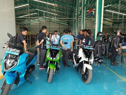 Siap-siap ! Showroom Motor Listrik Alva Bakal Buka di Tiga Kota Ini