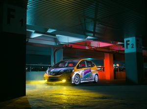 Wuling Air ev dan Honda Jazz Siap Dikasih ke Pengunjung Pameran Modifikasi IMX ke-6 Wuling Air ev dan Honda Jazz Siap Dikasih ke Pengunjung Pameran Modifikasi IMX ke-6