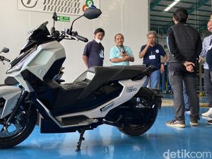Impresi Singkat Jajal Alva Cervo, Motor Listrik yang Dapat Subsidi Rp 7 Juta Impresi Singkat Jajal Alva Cervo, Motor Listrik yang Dapat Subsidi Rp 7 Juta