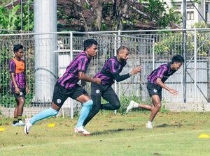 Arema FC Genjot Latihan Tingkatkan Performa Jelang Lawan Persebaya