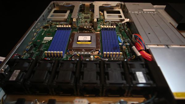 Penampakan Prosesor Mobile dan CPU Data Center Kelas Dunia
