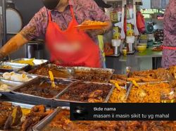 Penjual Nasi Kandar Ini Tuang Kuah Nyiprat ke Tangan Bikin Jijik Pembeli