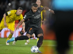 Die Borussen menahan imbang PSG sehingga kedudukan sama kuat tanpa gol di paruh pertama. Kylian Mbappe lantas memecah kebuntuan usai mengonversi hadiah penalti di awal babak kedua.  