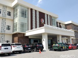 Gaduh! Para Kades Dilarang Masuk Ruang Rapat Banggar Perubahan APBD Bojonegoro