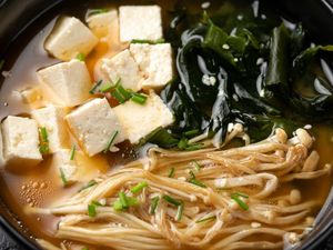 Makanan Ini Ternyata Jadi Rahasia Panjang Umur Orang Jepang, Banyak di Indonesia Makanan Ini Ternyata Jadi Rahasia Panjang Umur Orang Jepang, Banyak di Indonesia
