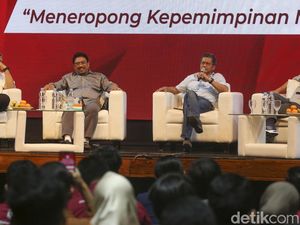 Kritik dan Kehangatan Berdemokrasi Kritik dan Kehangatan Berdemokrasi
