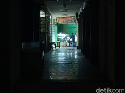 Pusat Perbelanjaan Minim Cuan