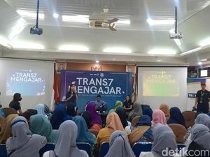 Trans7 Mengajar Hadir Lagi, Edukasi Ibu-ibu di Kuningan Barat soal Stunting
