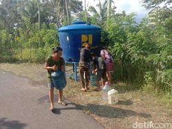 Kekeringan di Jembrana, PDAM Distribusi Air Gratis