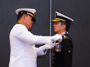 Yudo Margono Anugerahkan Tanda Kehormatan untuk Panglima Singapura