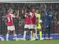Arsenal Gilas PSV Eindhoven 4 Gol Tanpa Balas