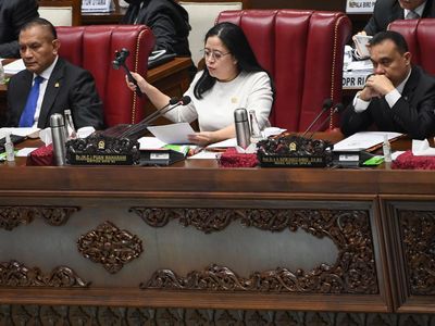 Tok! DPR Sahkan RUU APBN 2024
