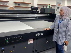 Epson Kembangkan Aplikasi Signage yang Lebih Luas Epson Kembangkan Aplikasi Signage yang Lebih Luas