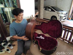 Pengakuan Personel Soegi Bornean Soal Gitar Rusak di Pesawat Batik Air Pengakuan Personel Soegi Bornean Soal Gitar Rusak di Pesawat Batik Air