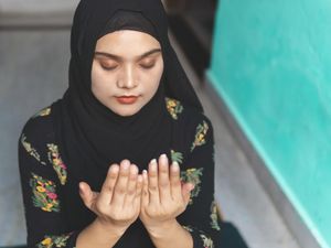 Kapan Malam 1 Rajab 1445 H? Ini Jadwal, Doa, dan Amalannya Kapan Malam 1 Rajab 1445 H? Ini Jadwal, Doa, dan Amalannya