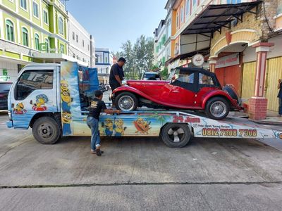 Potret Toyota Roadster hingga Jeep Hummer Andhi Pramono yang Disita KPK