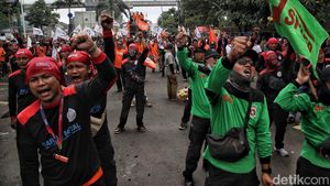 Lagi, Buruh Kembali Demo di Kemnaker