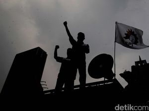 Buruh Harus Bersabar, Kenaikan UMP 2025 Tunggu Restu Prabowo
