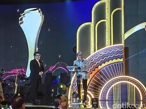 Dianugerahi Tokoh Pendorong Kinerja Ekspor, Zulhas: Rekor Surplus Tidak Putus!