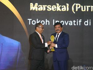 Jadi Tokoh Inovatif Bidang Pertanahan, Menteri Hadi Geber Program PTSL