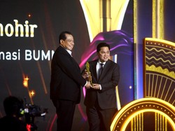 Sabet Penghargaan Transformasi BUMN, Erick Thohir: Apresiasi untuk Tim Saya