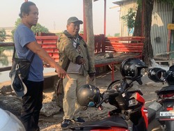 Geger Motor Tak Bertuan Ditemukan di Pinggir Sungai Wonokromo Surabaya