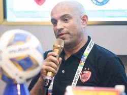 Pelatih PSM Makassar Respons soal Peluang Latih Timnas Indonesia