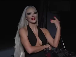 Kim Kardashian Akan Bintangi dan Produseri Film Komedi The 5th Wheel