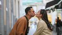 8 Foto Romantis Nagita Slavina-Raffi Ahmad Pacaran ke Spanyol, Tak Ajak Anak