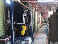 Lara Pedagang Taman Puring: Omzet Cuma Rp 1 Juta Sebulan