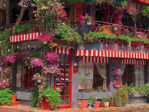 10 Kafe Estetik di Ho Chi Minh City Buat yang Mau Liburan ke Vietnam