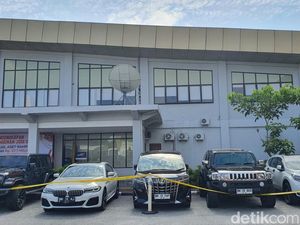 Penampakan Barang Mewah yang Disita Polda Riau dari Bandar Judi Online